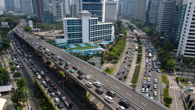 ekonomi bisnis indonesia