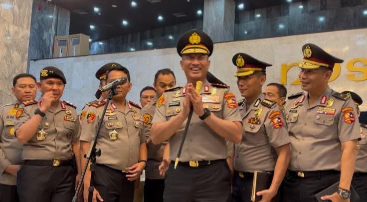 Suyudi Ario Seto Resmi Dilantik Jadi Kapolri, Gantikan Listyo 5 Suyudi Ario Seto Resmi Dilantik Jadi Kapolri, Gantikan Listyo