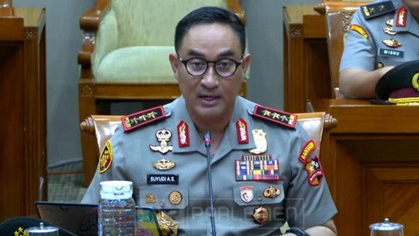 Suyudi Ario Seto Resmi Dilantik Jadi Kapolri, Gantikan Listyo 4 Suyudi Ario Seto Resmi Dilantik Jadi Kapolri, Gantikan Listyo
